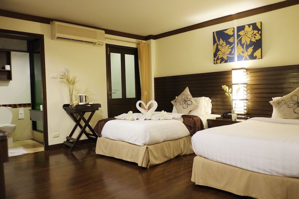 Lanta Mermaid Boutique House Superior Room 2