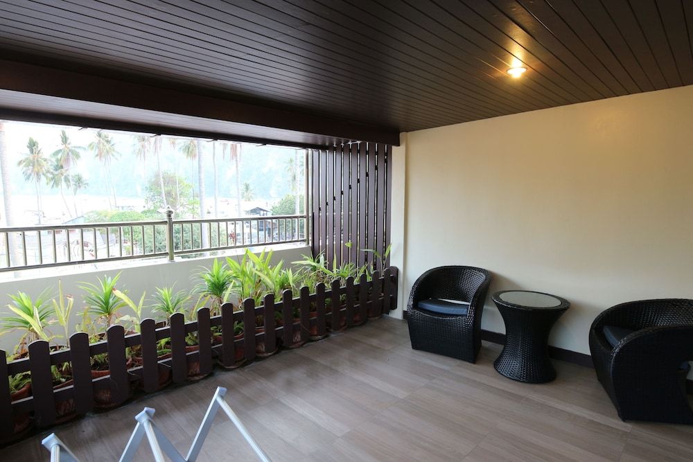 undefined JJ Residence 9