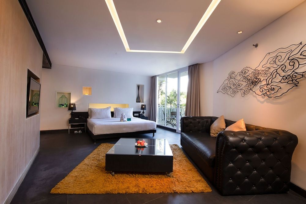 THE 1O1 Bali Fontana Seminyak Suite