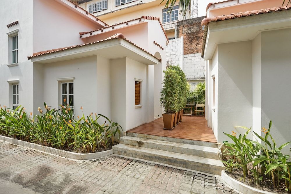undefined Talay Hotel & Villa 9