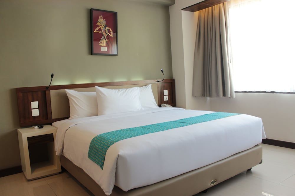 Premier Room
