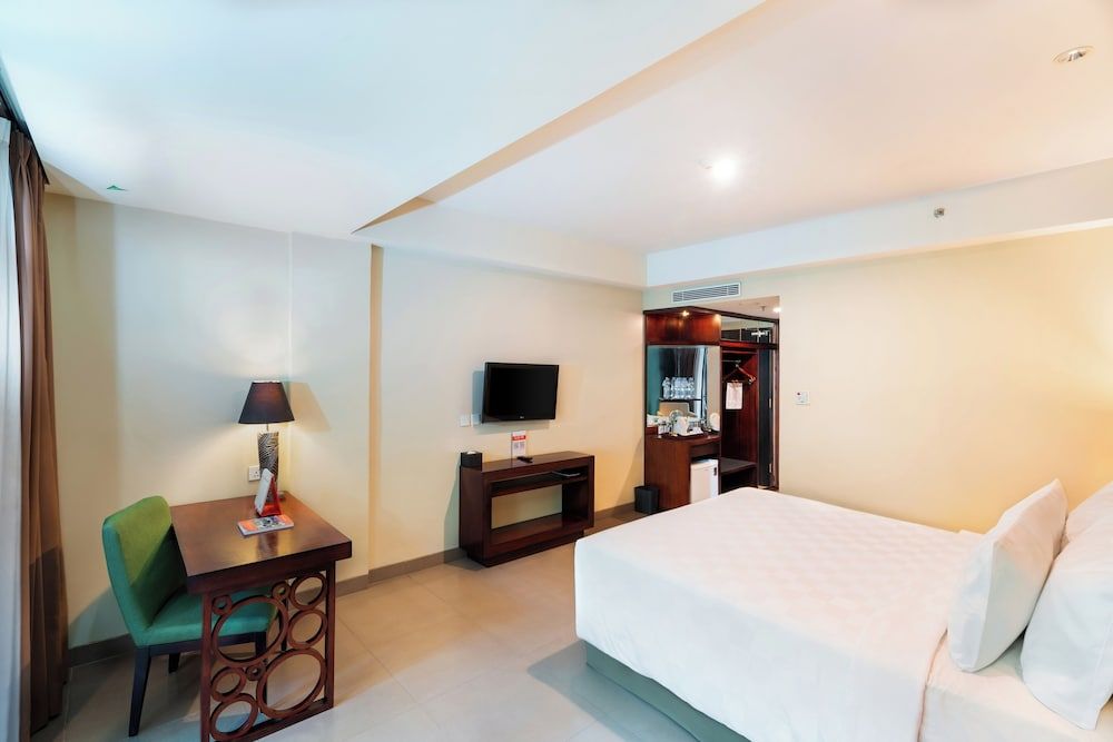 undefined Swiss-Belhotel Rainforest 10