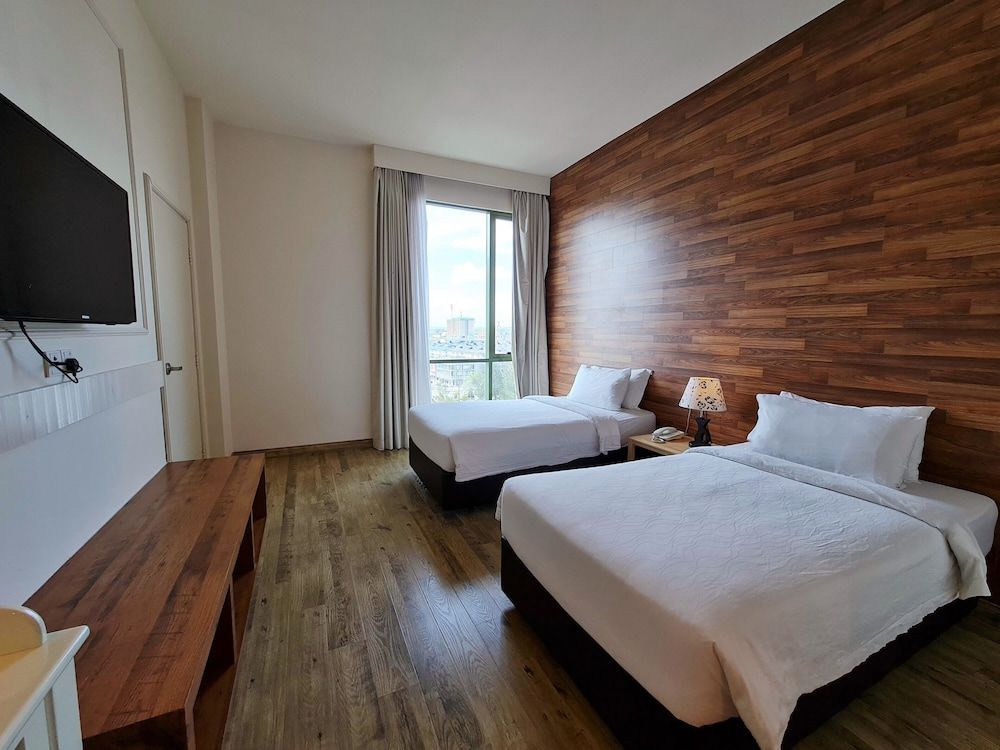 undefined Swan Garden Hotel 3