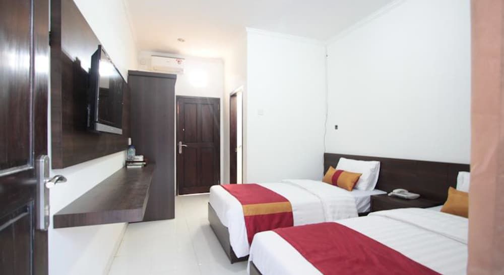 Bakung Sunset Hotel Superior Room 4