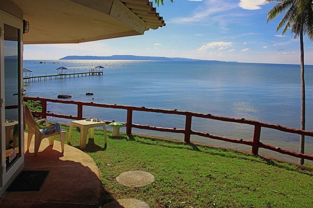 Koh Mak Buri Hut Natural Resort Superior Seaview 3