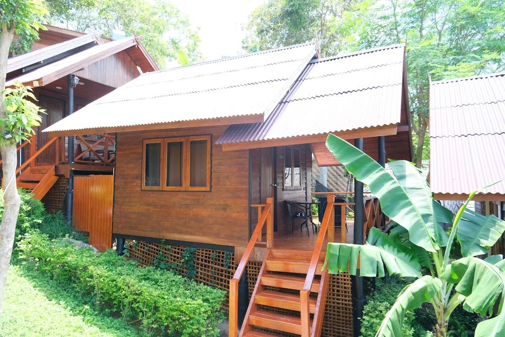 undefined The Cobble Beach 4