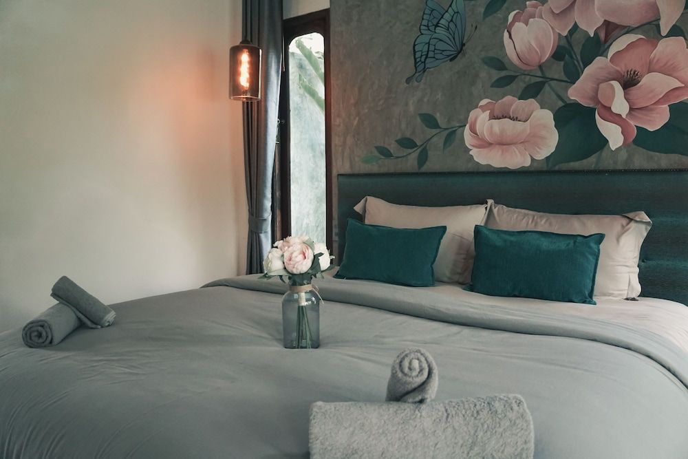 Modern Boutique Cottage
