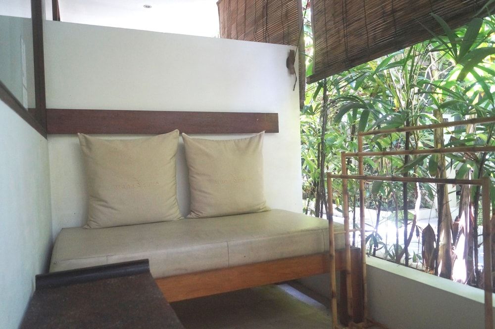 Arana Suite Deluxe Room 2