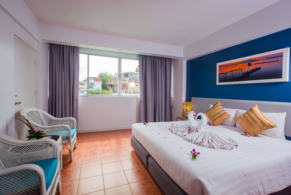 On Hotel Phuket Standard Double or Twin Room with City View 6