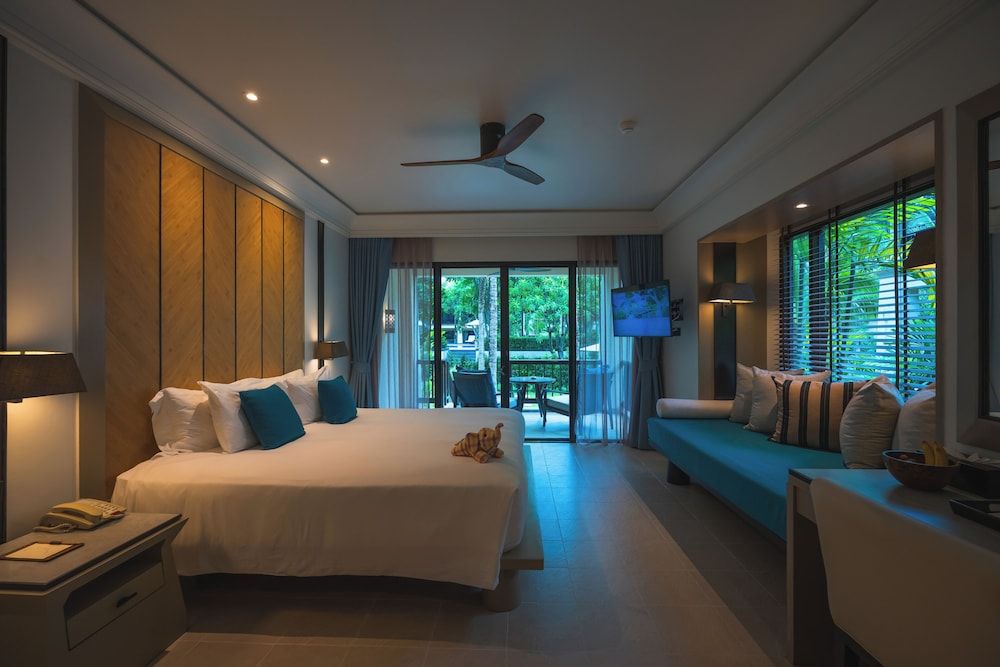 Layana Resort and Spa Deluxe Garden Pavilion King Room - Free Airport Shuttle 7