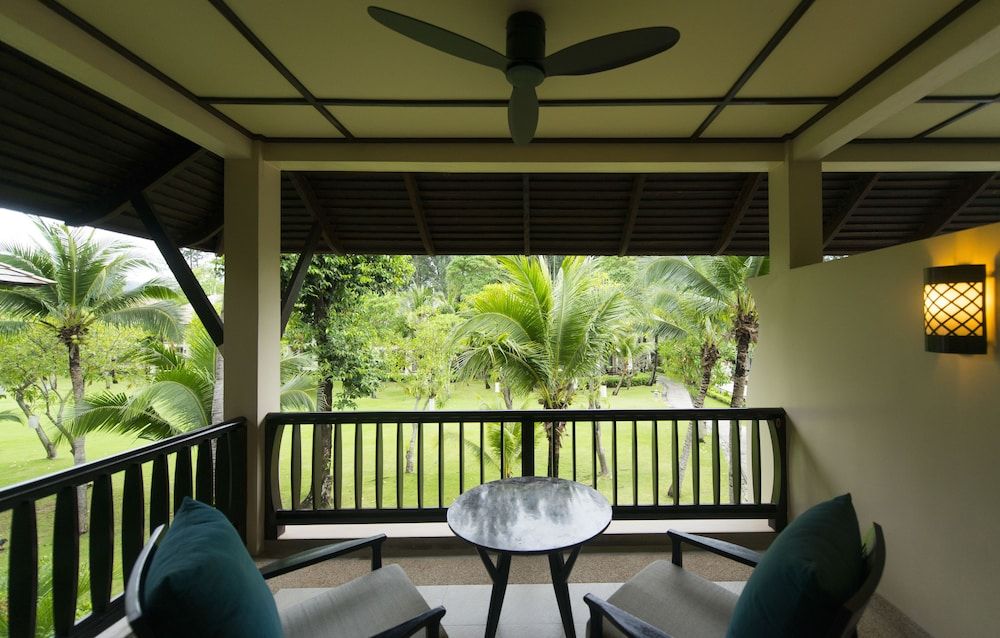 Layana Resort and Spa Garden Pavilion - Free Airport Shuttle 10