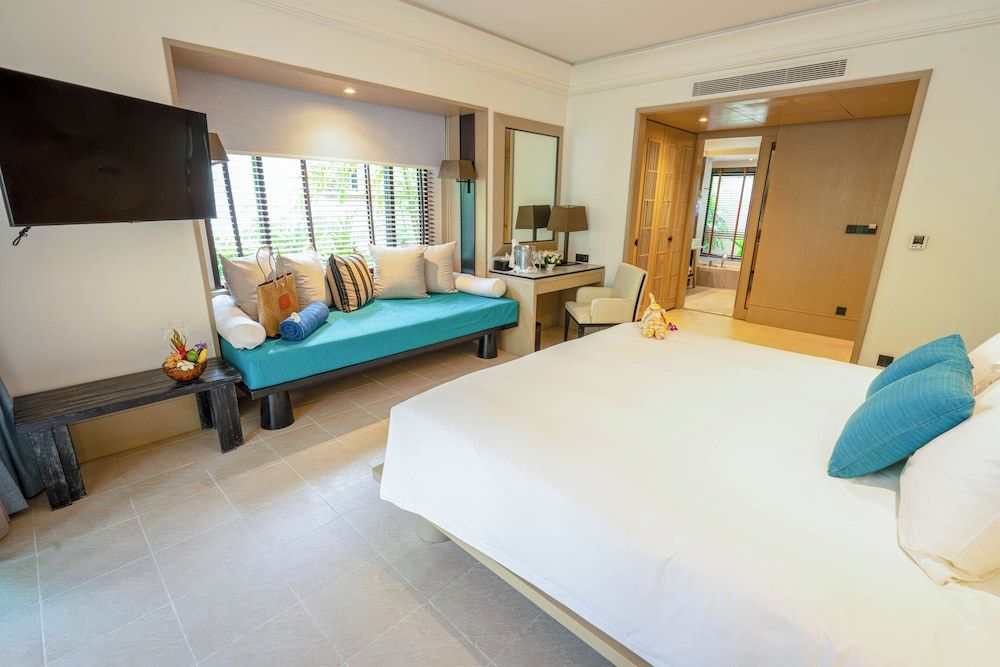Layana Resort and Spa Deluxe Garden Pavilion King Room - Free Airport Shuttle 11