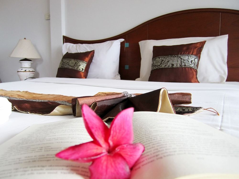 Lanta Il Mare Beach Resort Deluxe Double Room, Sea View 4