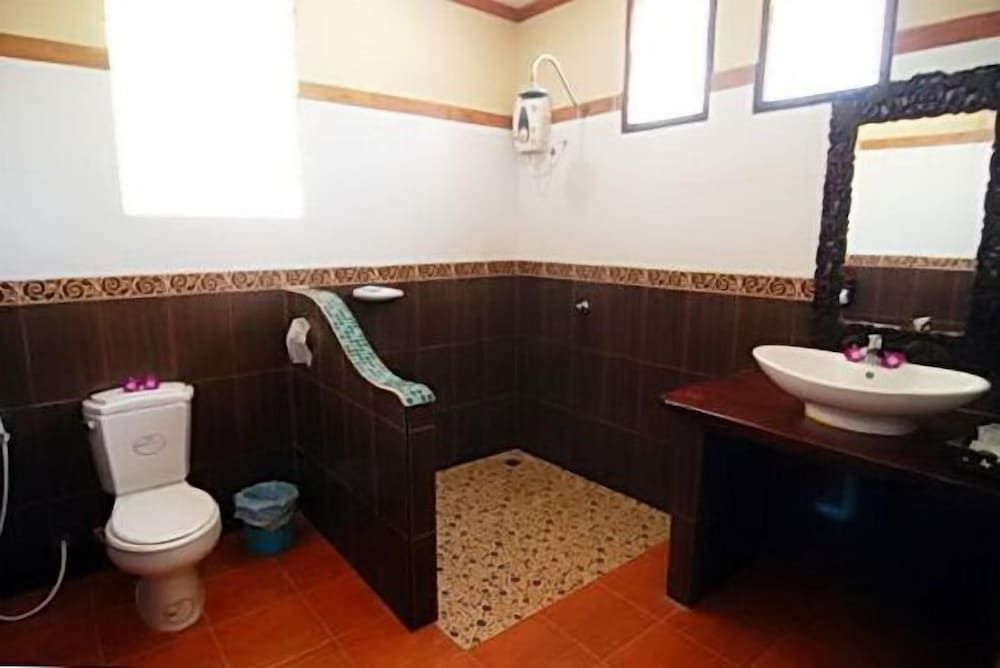 Lanta Il Mare Beach Resort Villa, Garden Area 13