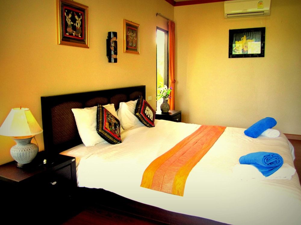 Lanta Il Mare Beach Resort Villa, Garden Area 3