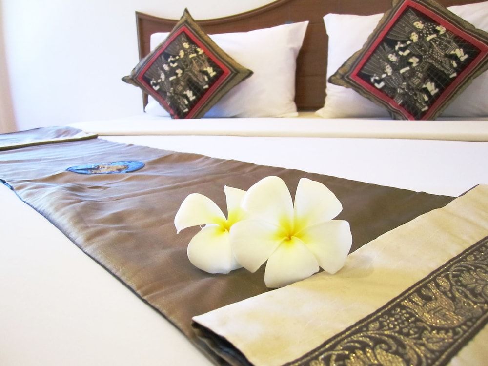 Lanta Il Mare Beach Resort Deluxe Double or Twin Room 3