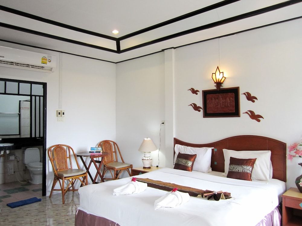 Lanta Il Mare Beach Resort Deluxe Double Room, Sea View 3