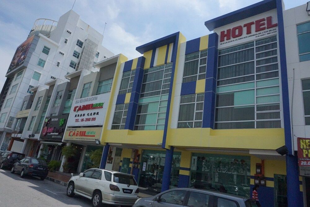 undefined Sun Inns Hotel Laksamana 3