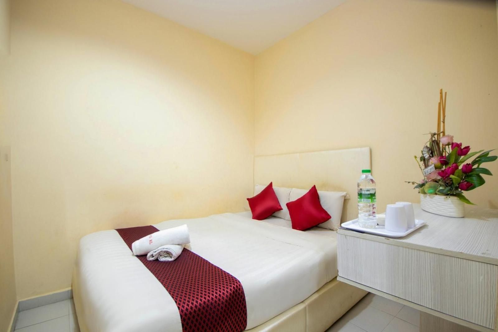 undefined Sun Inns Hotel Laksamana 9