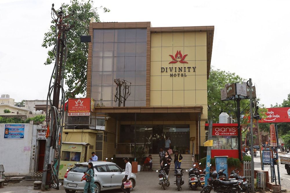 Hotel Exterior