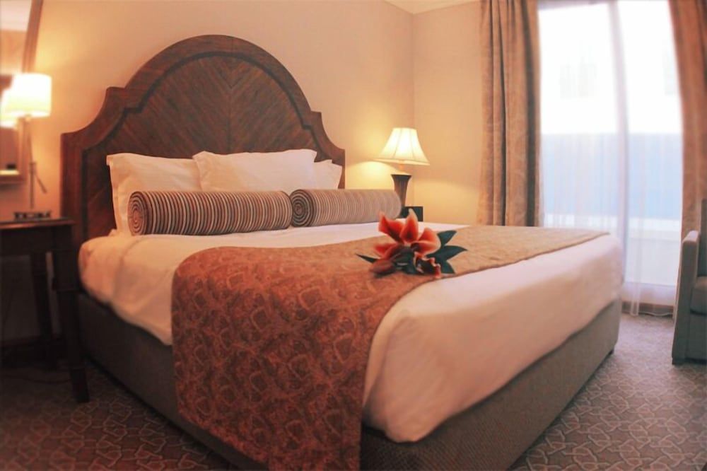 Ayla Hotel Classic Room, 1 King Bed 3
