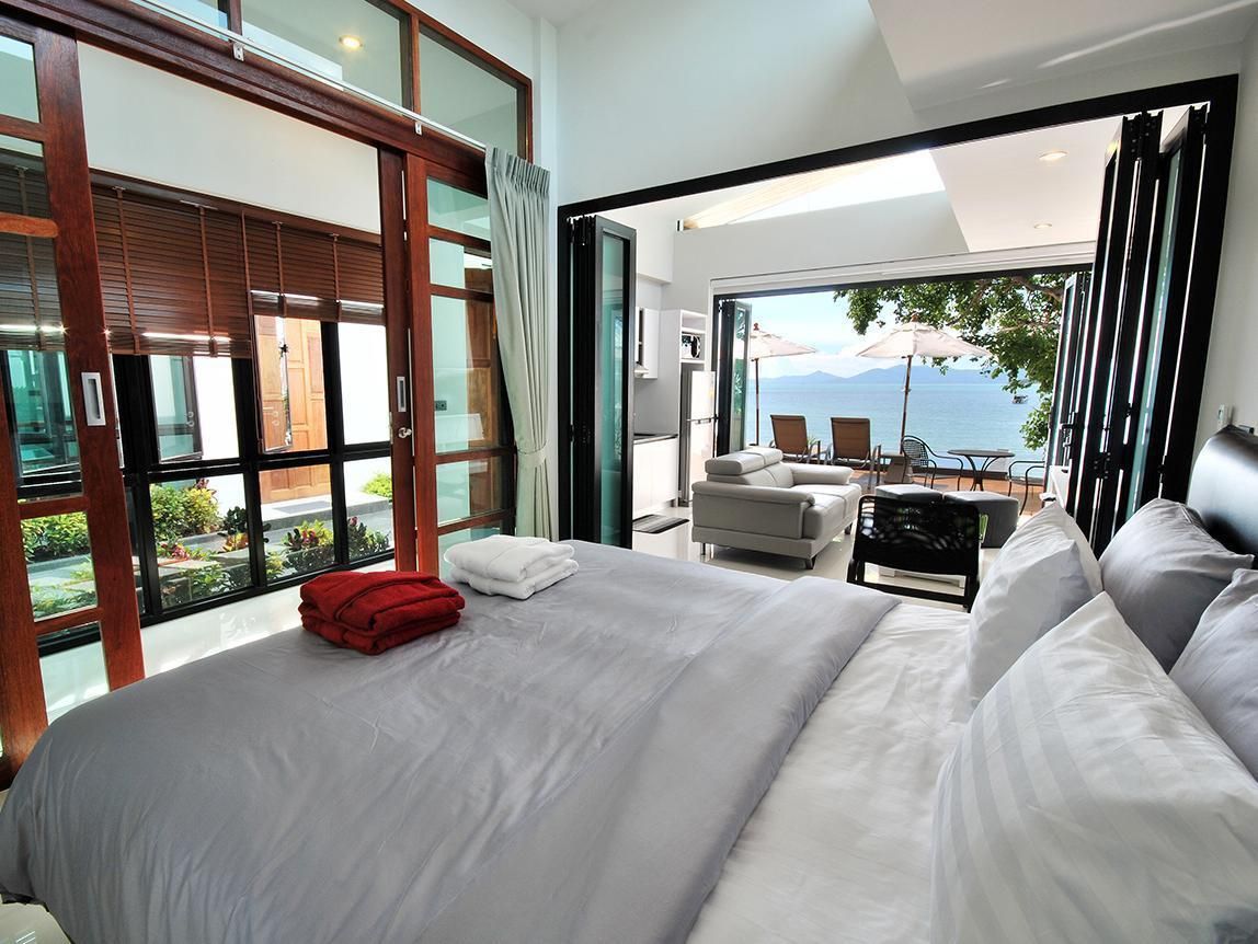 2 Bedroom Beach Front