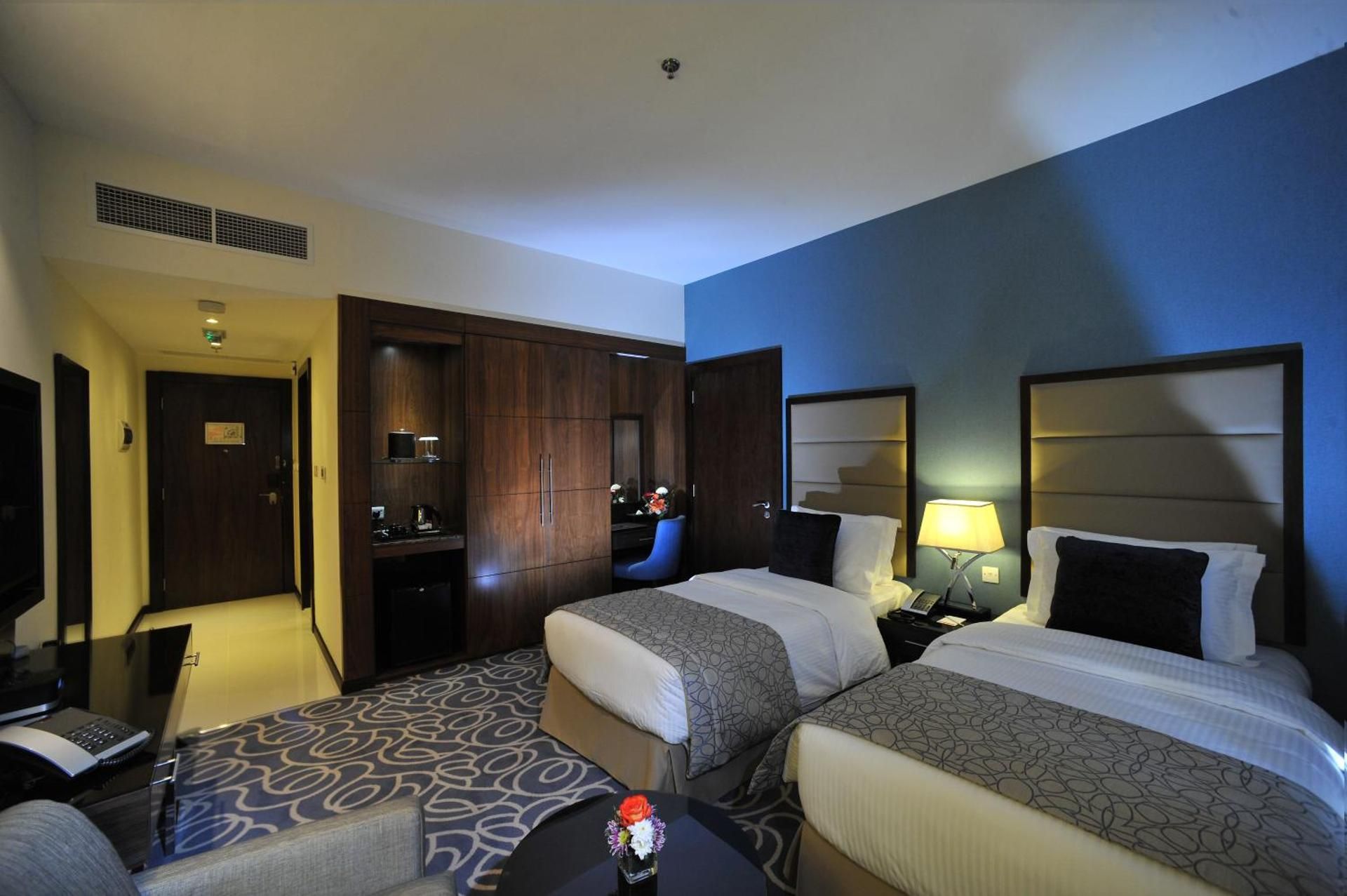 Deluxe Sea View Twin