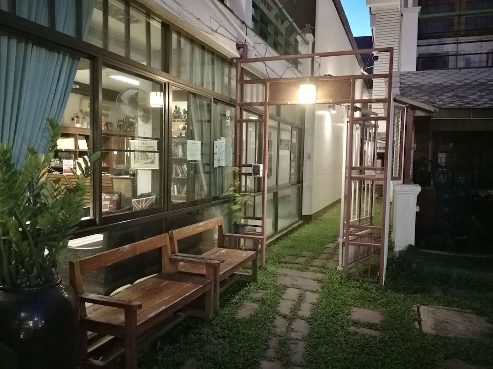 undefined Tri Gong Hotel 4