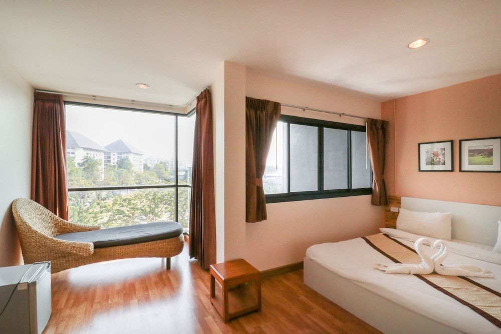 Double Room, 1 King Bed