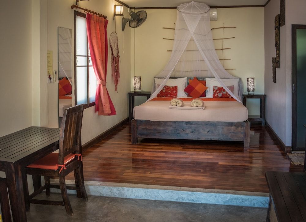 Deluxe Bungalow, 1 Bedroom, Terrace, Partial Sea View