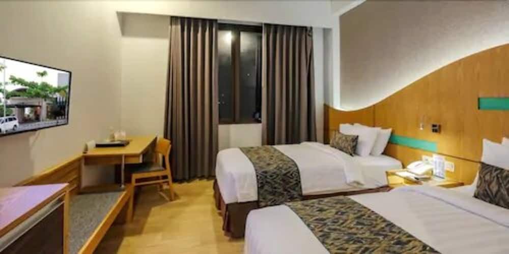 undefined ILLIRA Lite Praya Lombok 3