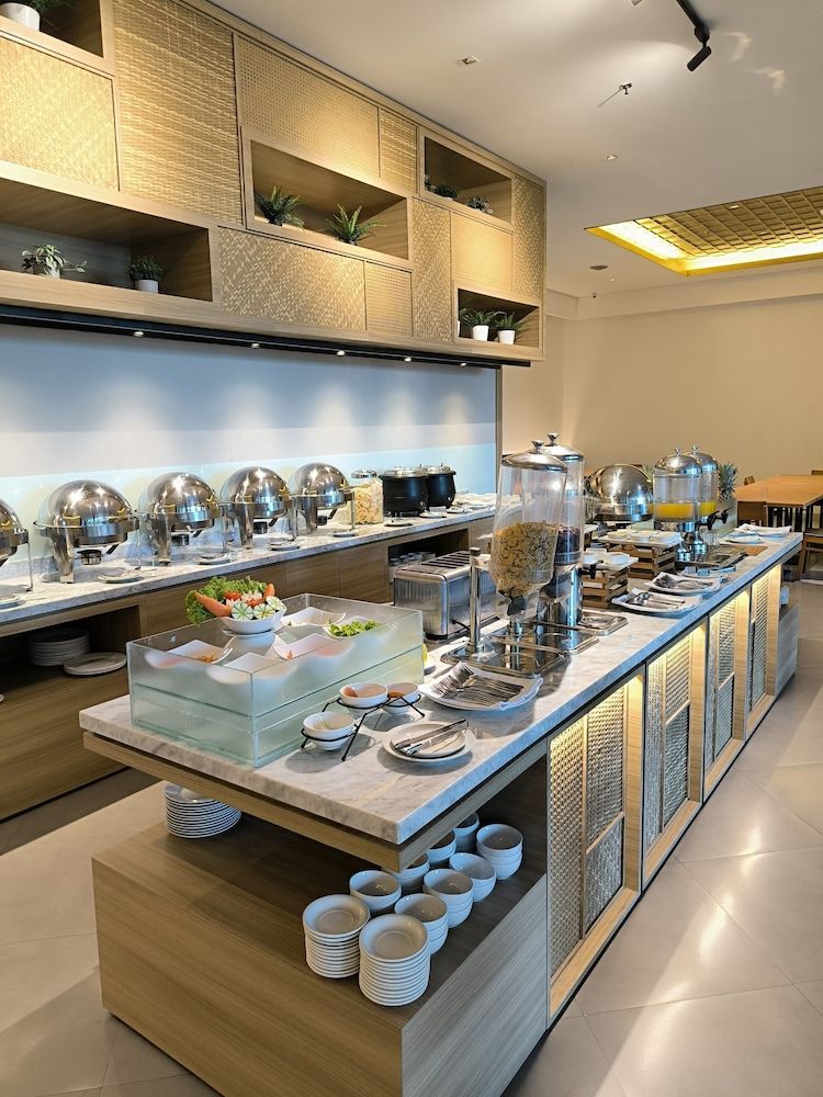 undefined ILLIRA Lite Praya Lombok 9