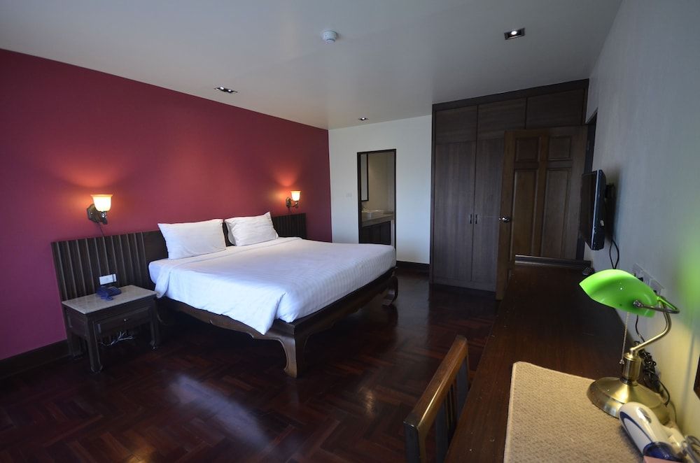 undefined Sakorn Residence and Hotel 4