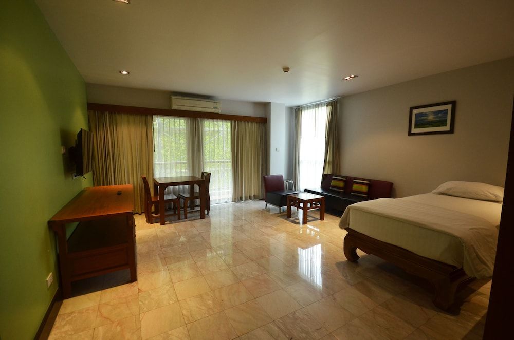 undefined Sakorn Residence and Hotel 5