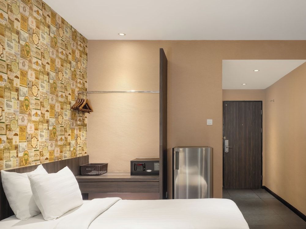 Swiss-Belinn Medan Superior Deluxe Room 3