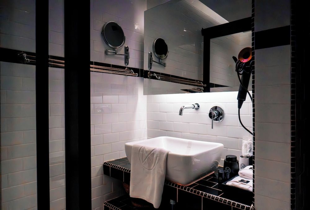 undefined M Boutique Hotel 8