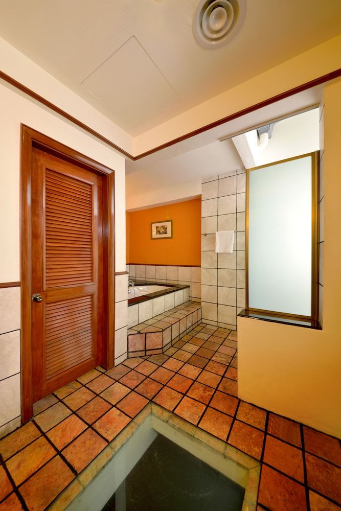 Lexis Port Dickson Executive Water Chalet 4