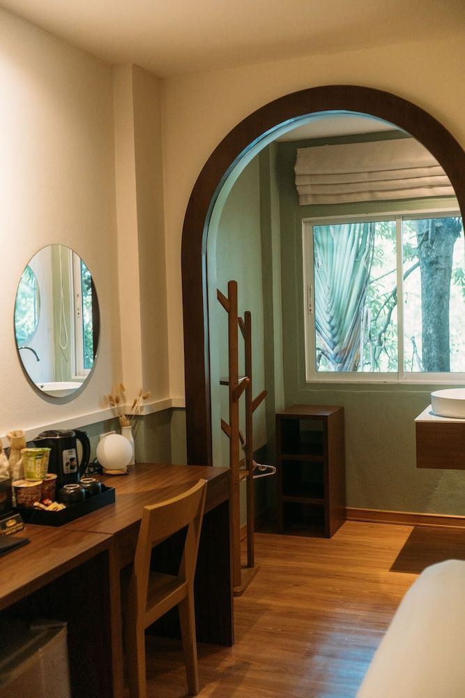 Victoria Nimman Hotel Standard Double or Twin Room, 2 Twin Beds, Non Smoking, City View 3