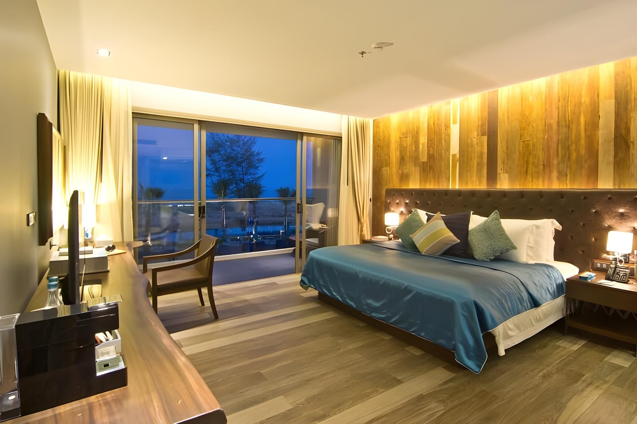 Horizon Room