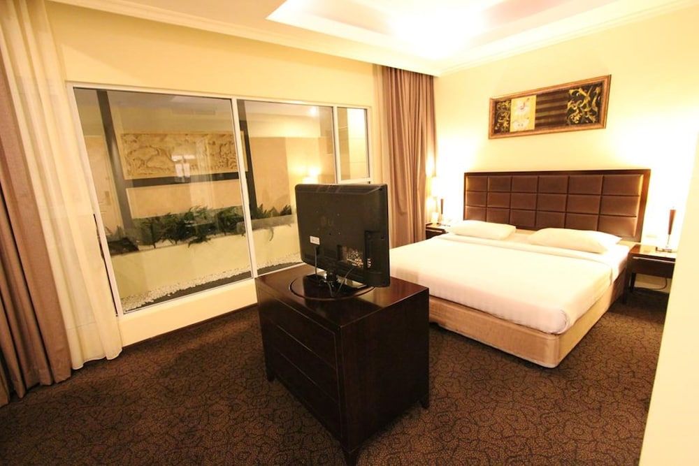Junior Double Room