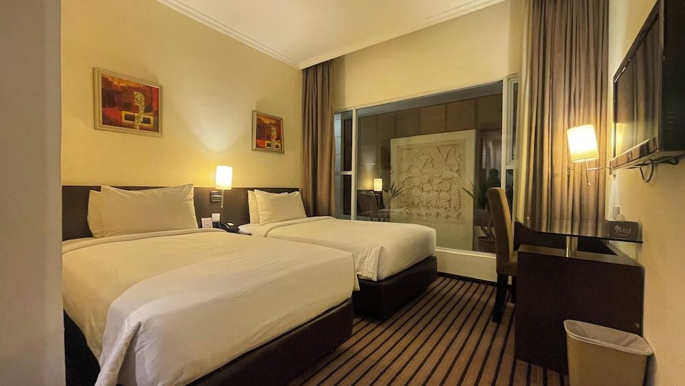 undefined Harmoni One Convention Hotel & Service Apartments 5