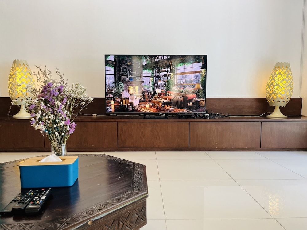 Amatapura Beach Villa 14 Villa, 5 Bedrooms 15