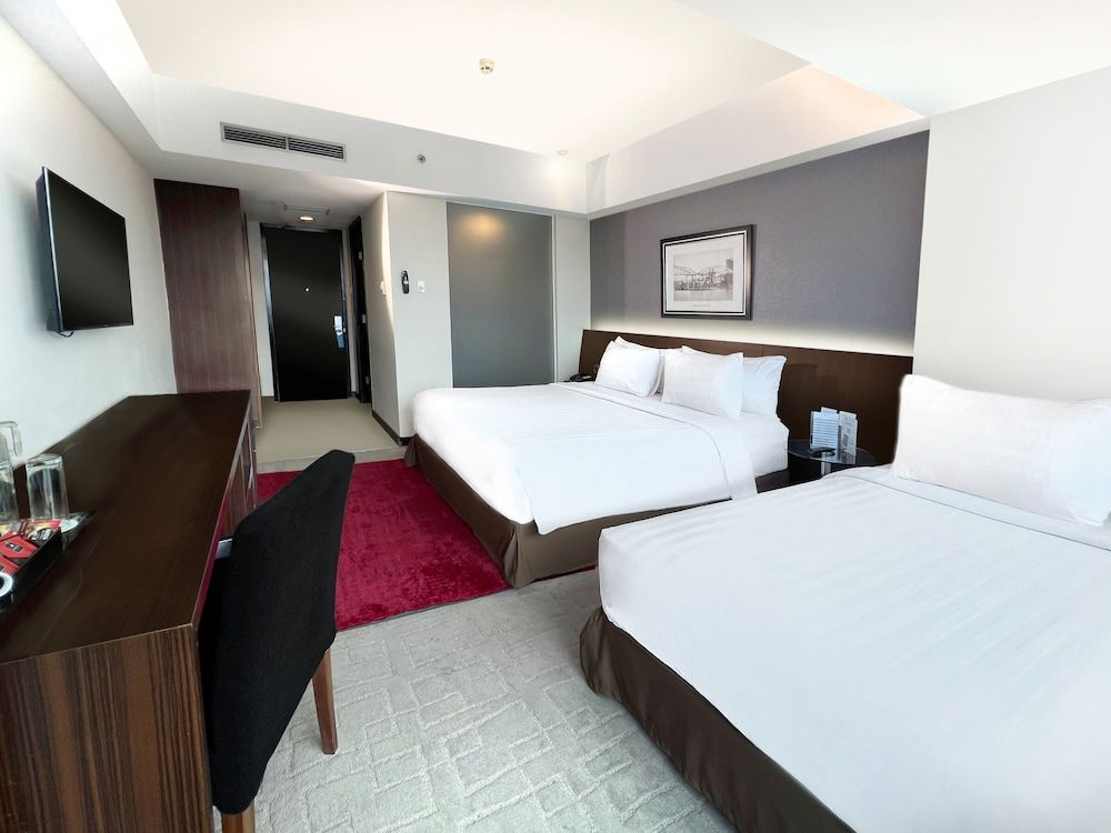 Aston Madiun Hotel & Conference Center Family Room