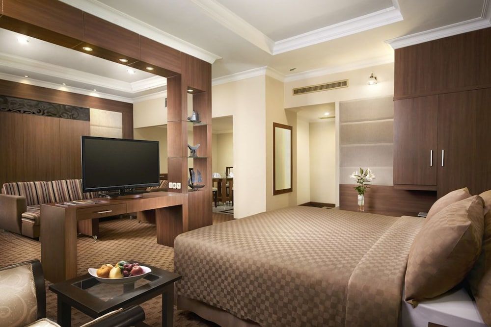 Executive Suite