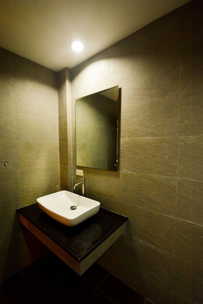 Gecko Hotel Deluxe Double Room 6