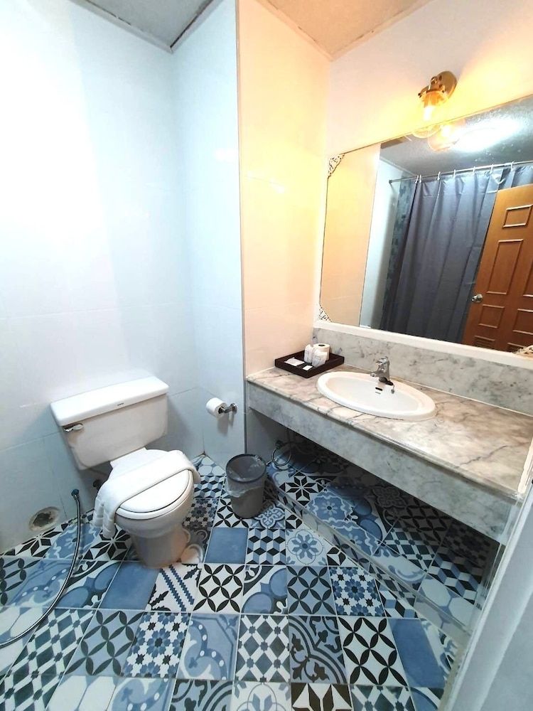 Markland Beach View Deluxe Room, Sea View 9