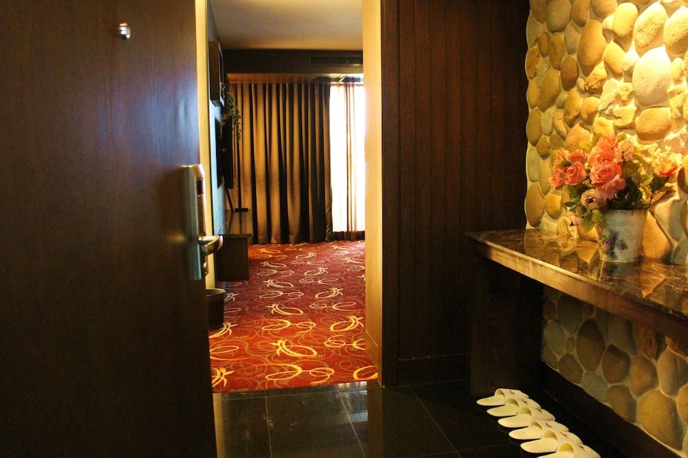 Maleewana Hotel & Resort Executive Room 6