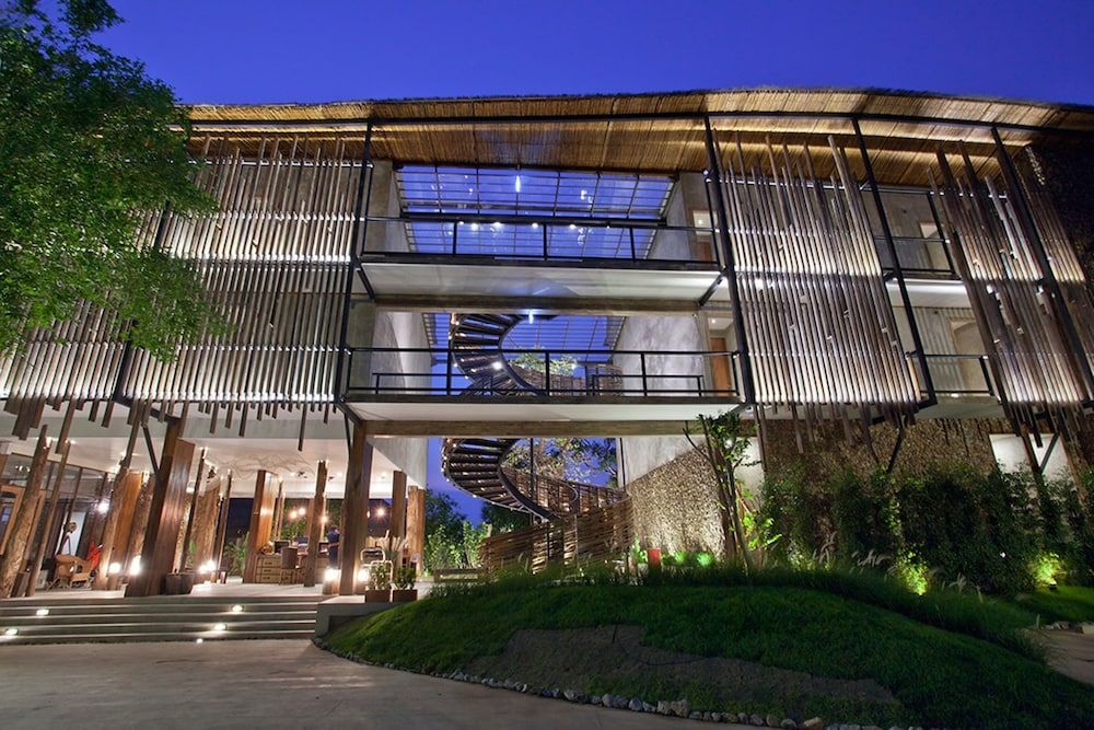 Front of property - evening/night