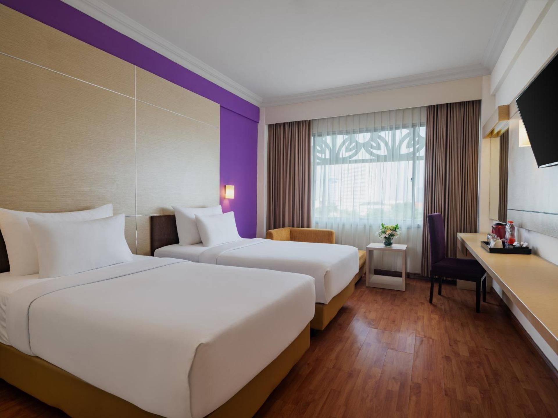 Deluxe Room Twin