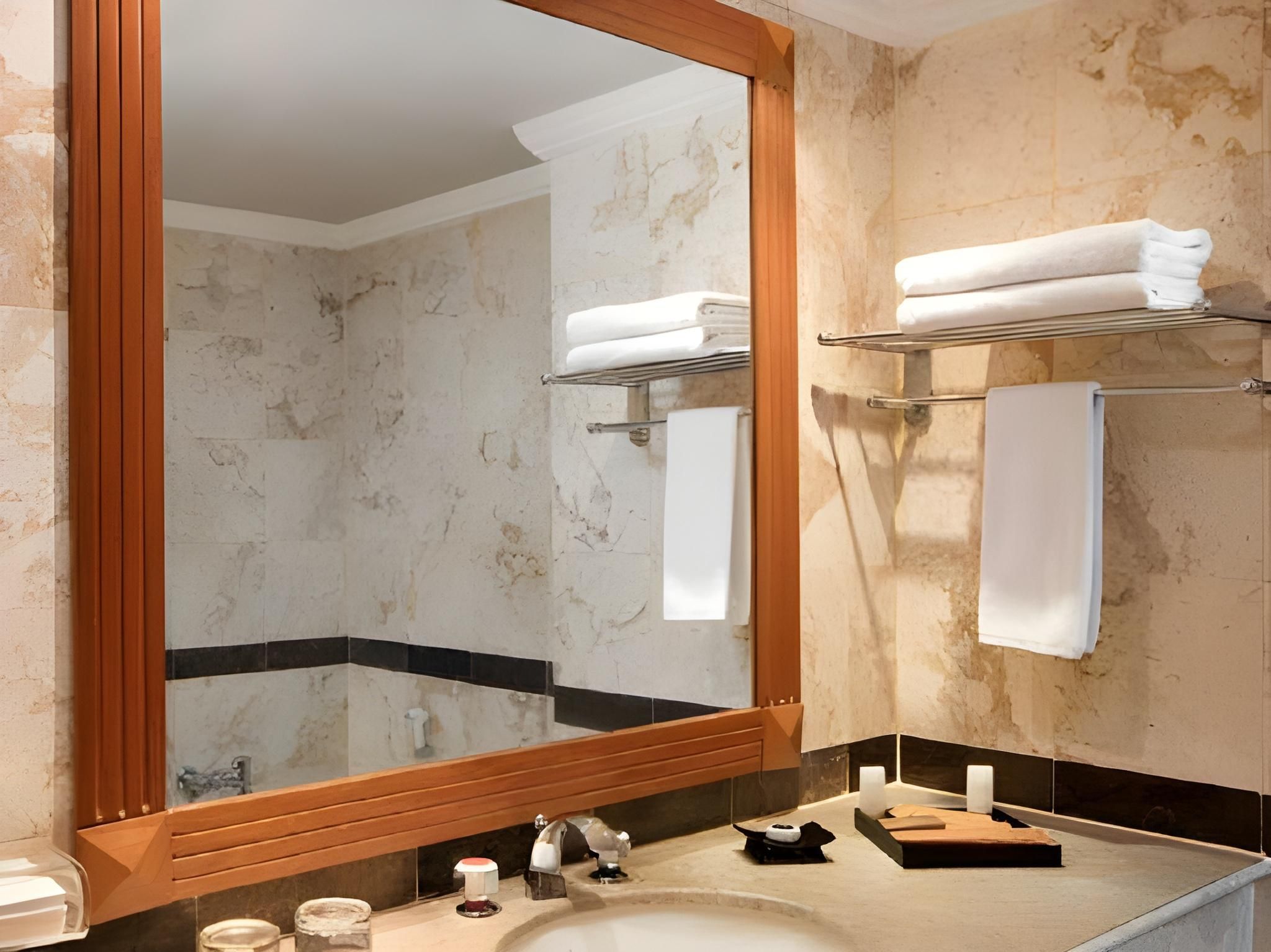 Aryaduta Pekanbaru Ambassador Suite 2